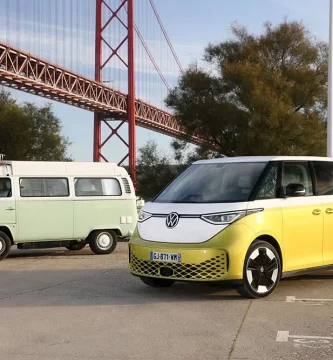 Los 10 Mejores Coches para Familias: Espaciosos, Seguros y Súper Conectados